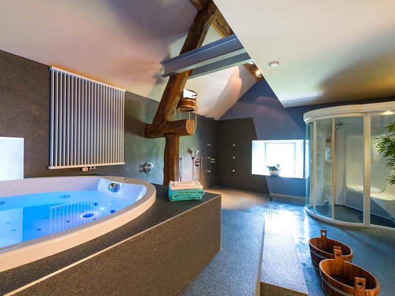 Erster Stock - Wohnen